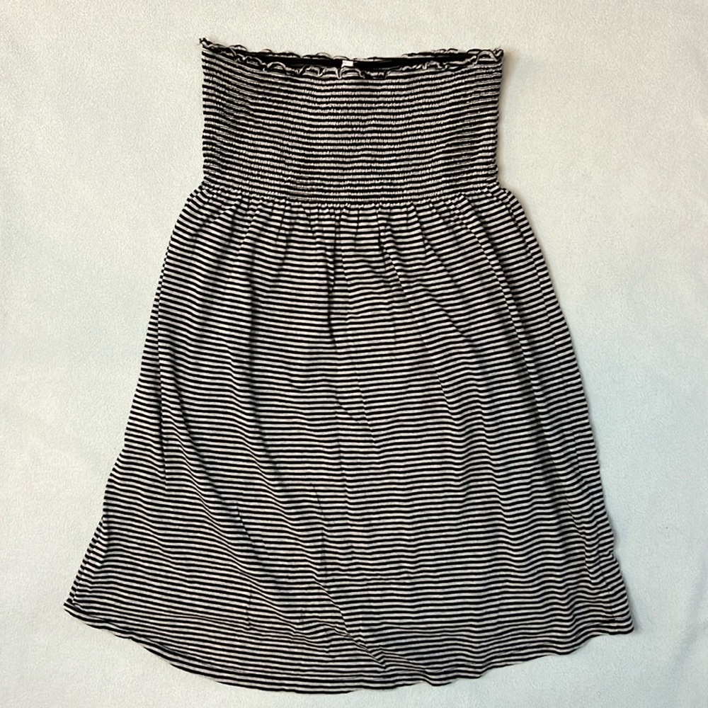 Old Navy Strapless Summer Dress, Size Small, Black & white stripes, 100% cotton